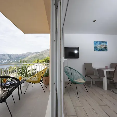 Aldo ツァヴタット