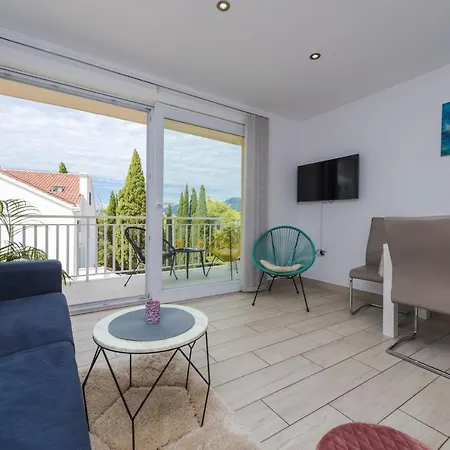 Aldo Apartment