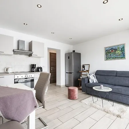 Aldo Apartment *